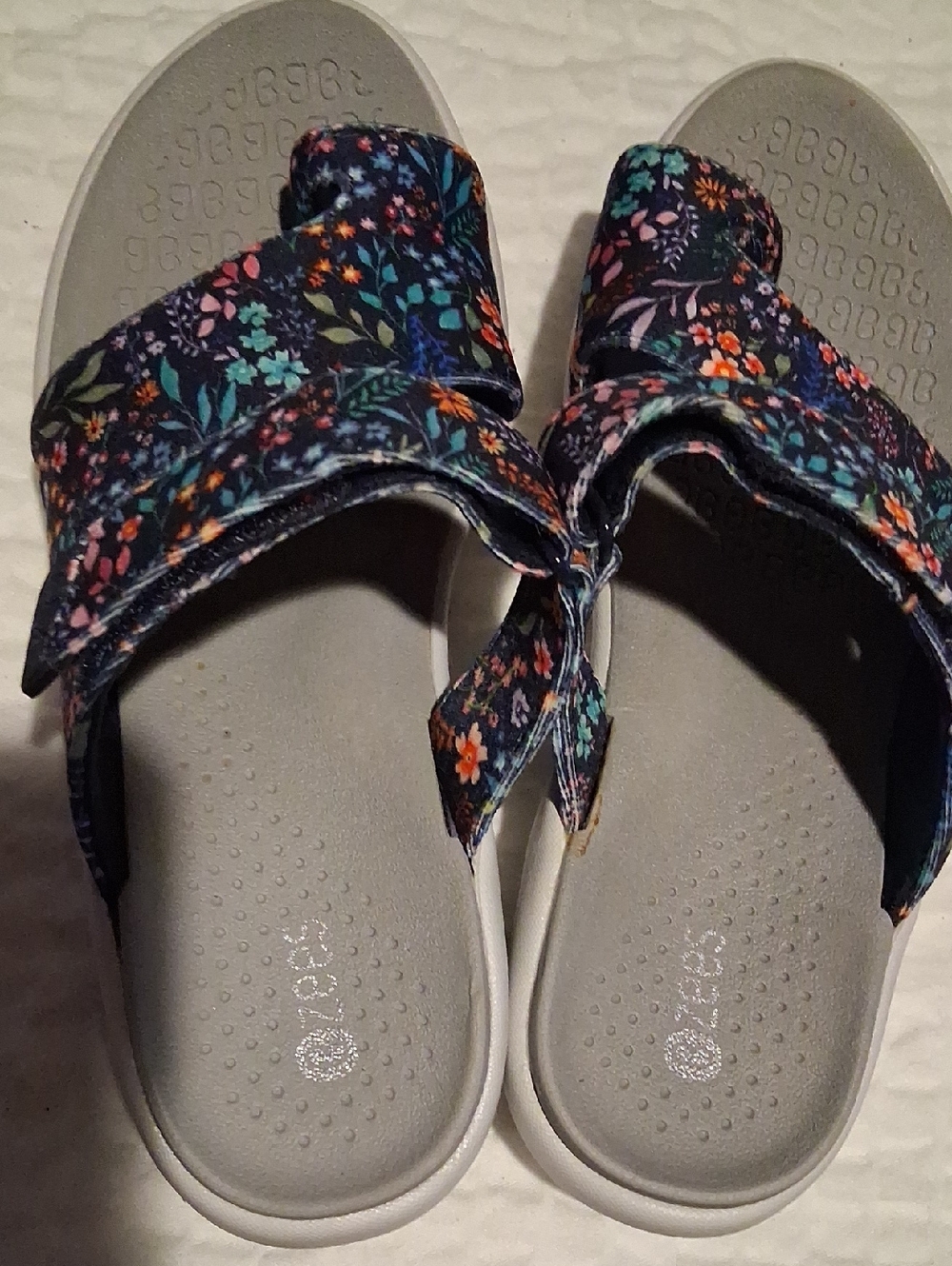 Women's  Bzees Navy Floral Adjustable Slide Sandals with Cushioned Footbed